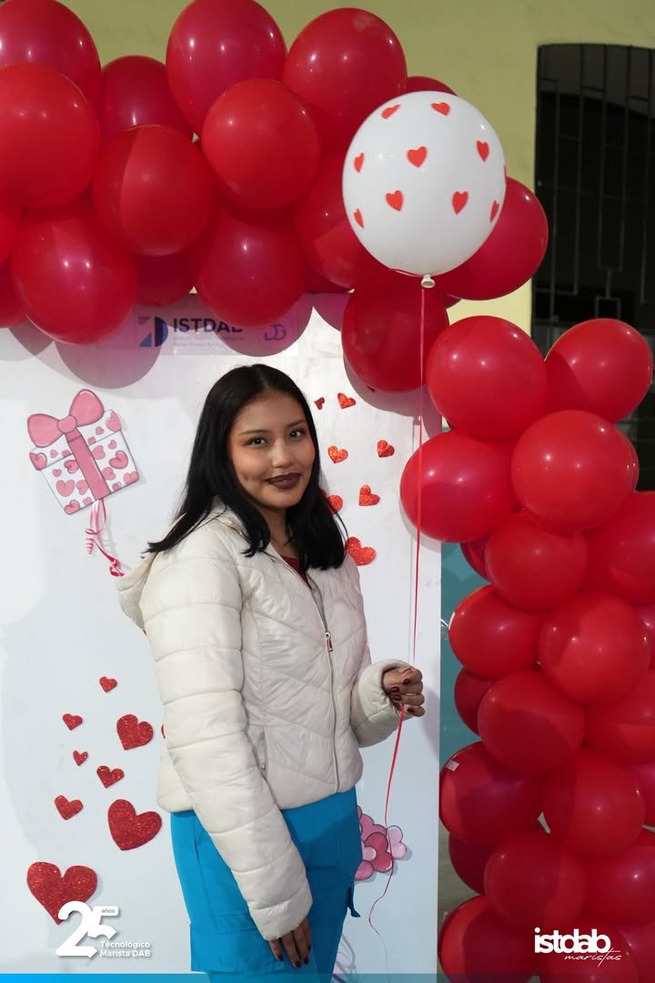 Instituto Superior Tecnológico Daniel Álvarez Burneo