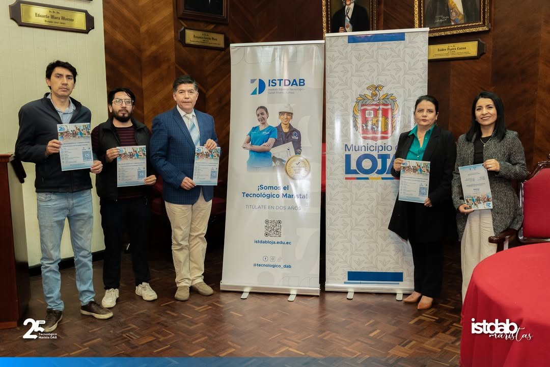 Instituto Superior Tecnológico Daniel Álvarez Burneo